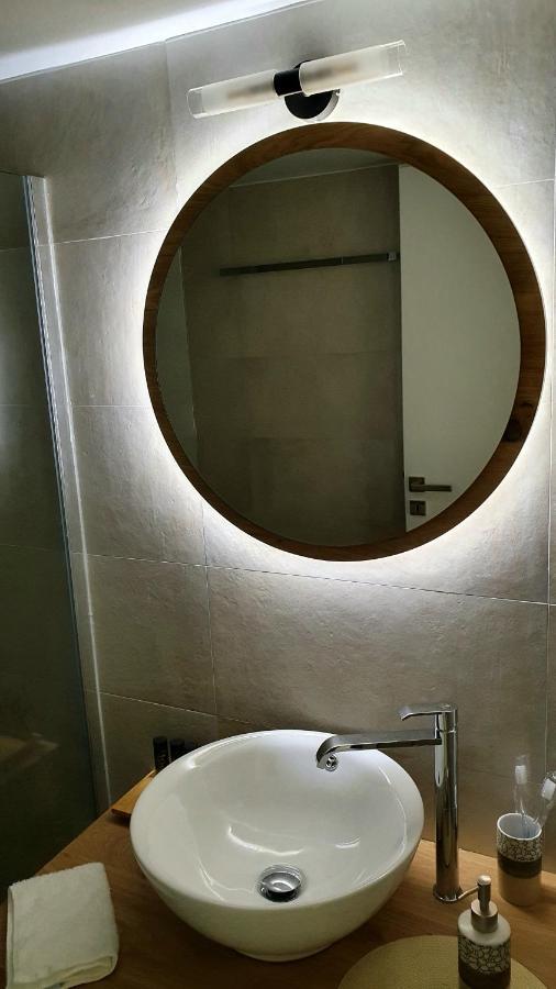 Alexandra'S Boutique House Διαμέρισμα Τριοβάσαλος Εξωτερικό φωτογραφία
